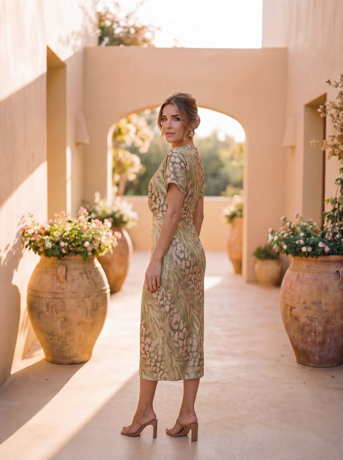 Victoria™ | Elegant Printed Midi Dress