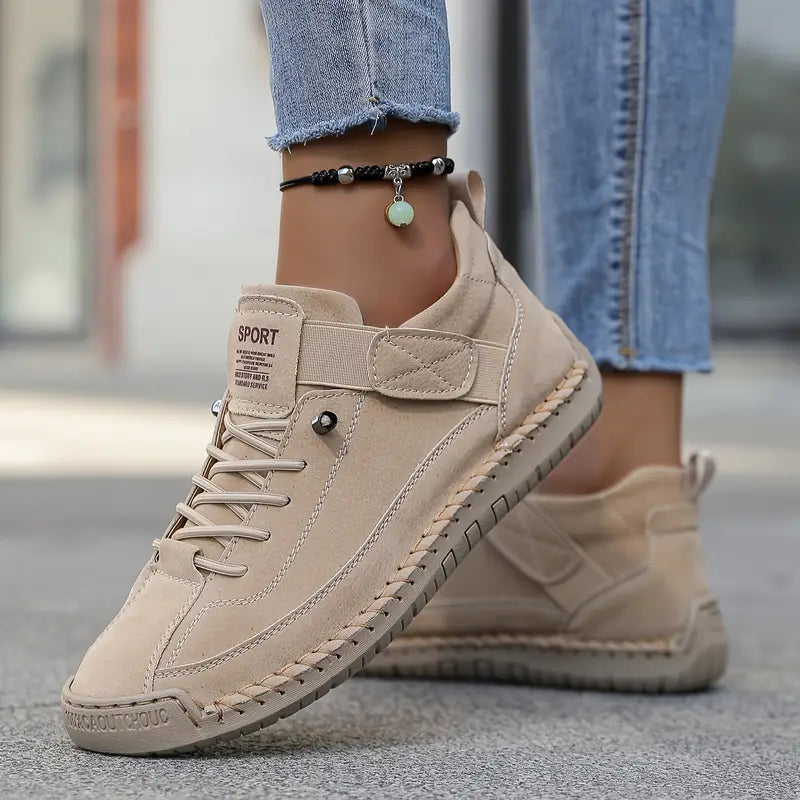 Lina - Comfortable sneakers with ergonomic support
