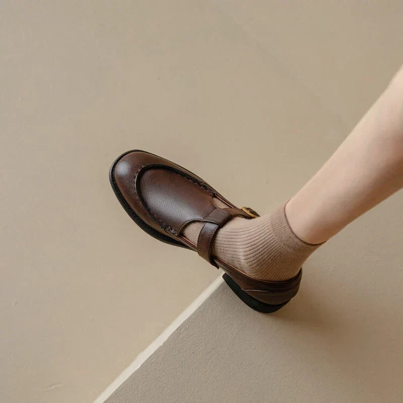 Belliora Retro Shoes